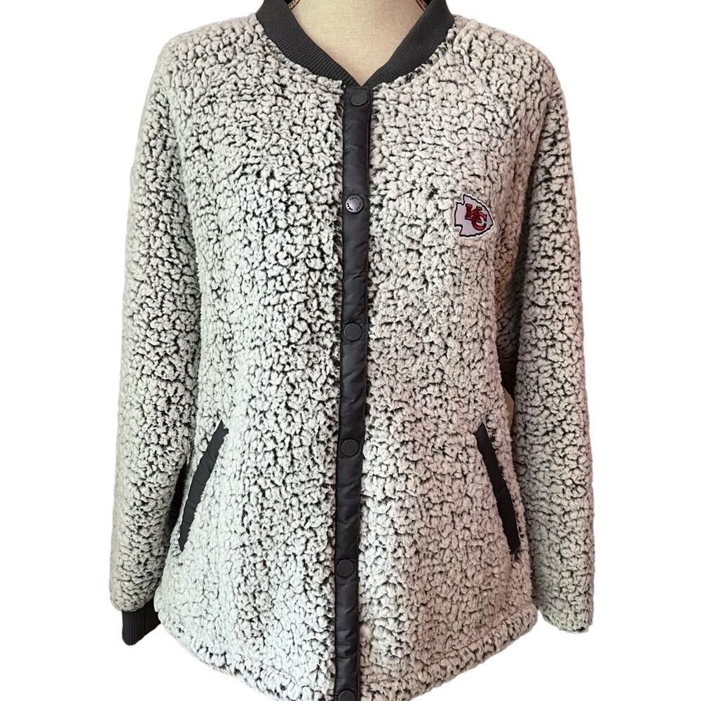 Kansas City Chiefs Sherpa Bomber Jacket - Cream/Black
